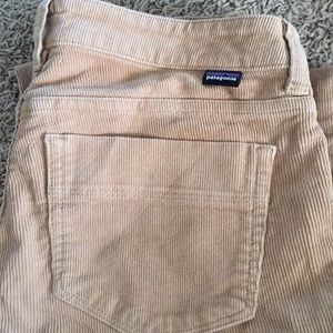Patagonia corduroy pants size 26
